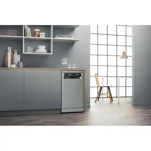 Съдомиялна машина Hotpoint HSFO 3T235 WC X , 45 см