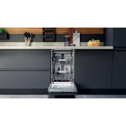 Съдомиялна машина за вграждане Hotpoint HSIO 3O23WFE, 45 см